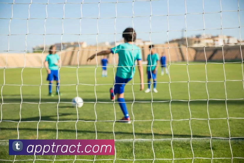 巴萨全队力挺阿劳霍尽管在对切尔西比赛中被罚下